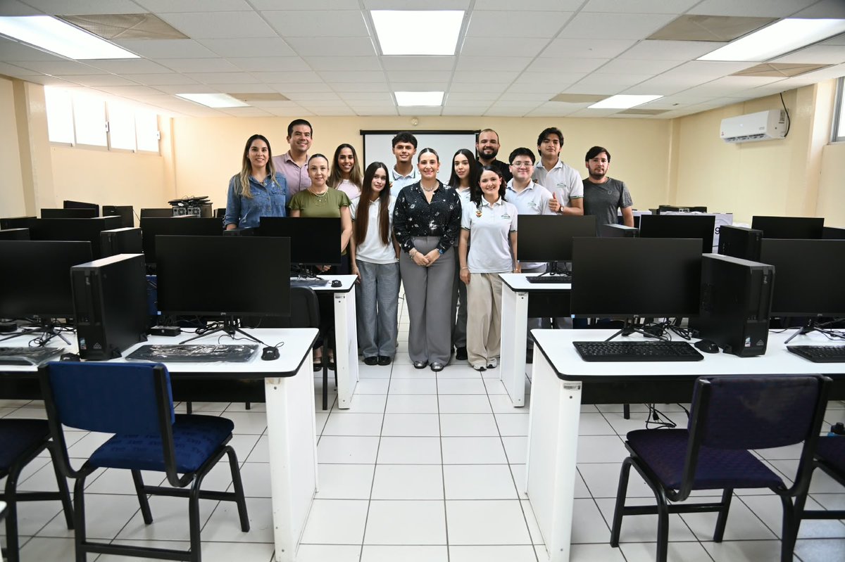 OlegarioMX's tweet photo. 💻🎓 La UAS instaló nuevos equipos de cómputo en las facultades de Medicina y Ciencias de la Nutrición y Gastronomía. El equipamiento fue adquirido mediante el FAM y apoyará el proceso de enseñanza-aprendizaje.
Más info:https://t.co/ifLShmpPjU
#UAS #Sinaloa https://t.co/00iTxW4A70
