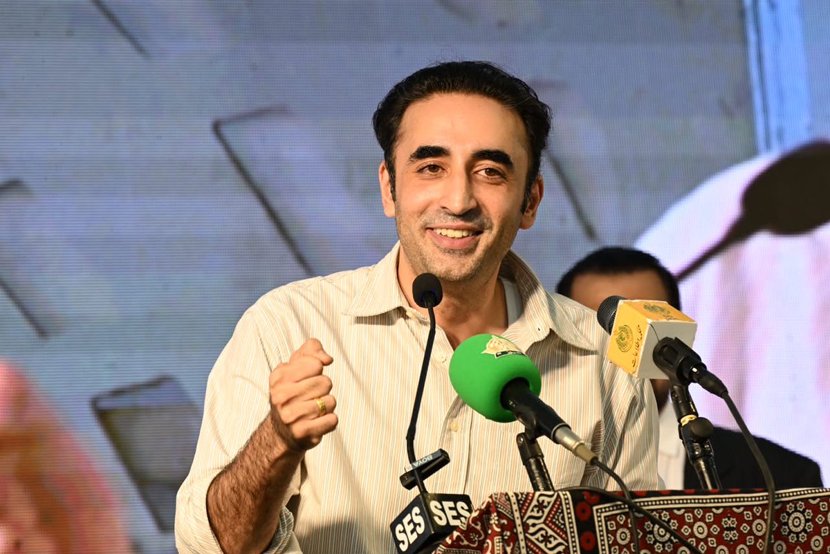 MediaCellPPP's tweet photo. کراچی: پاکستان پیپلزپارٹی کے چیئرمین بلاول بھٹو زرداری کی بلدیہ ٹاؤن میں کے ایم سی اسپورٹس کمپلیکس کی افتتاحی تقریب سے خطاب
@BBhuttoZardari https://t.co/flRi8unrk1