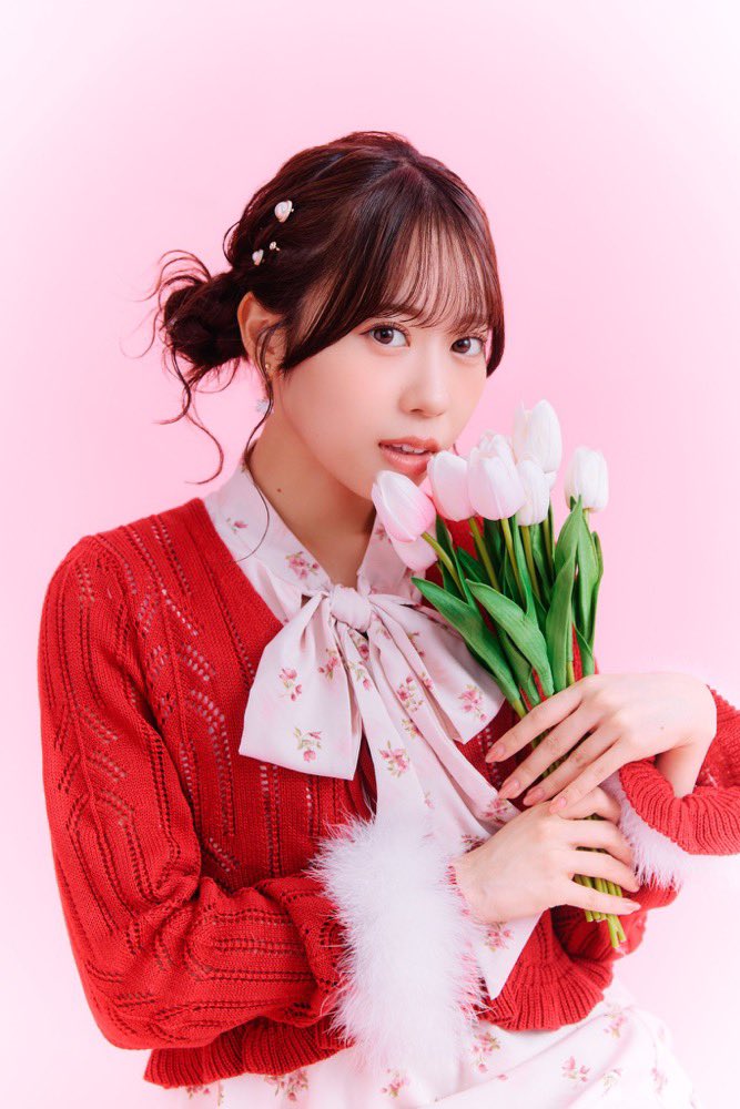 SayuriDate's tweet photo. この度オリジナルルームミストを
プロデュースさせていただきました...!!!🌷
大好きな香りに包まれることが
本当に幸せで...!✨
とても嬉しいです🥹
オリジナルの香りをお楽しみに!です!!
10/15(木)20:00~受注受付スタートです!
ぜひチェックしてみてね🌷
#KaleidoPath #チューリップのお守り https://t.co/YHPnYfuyxM