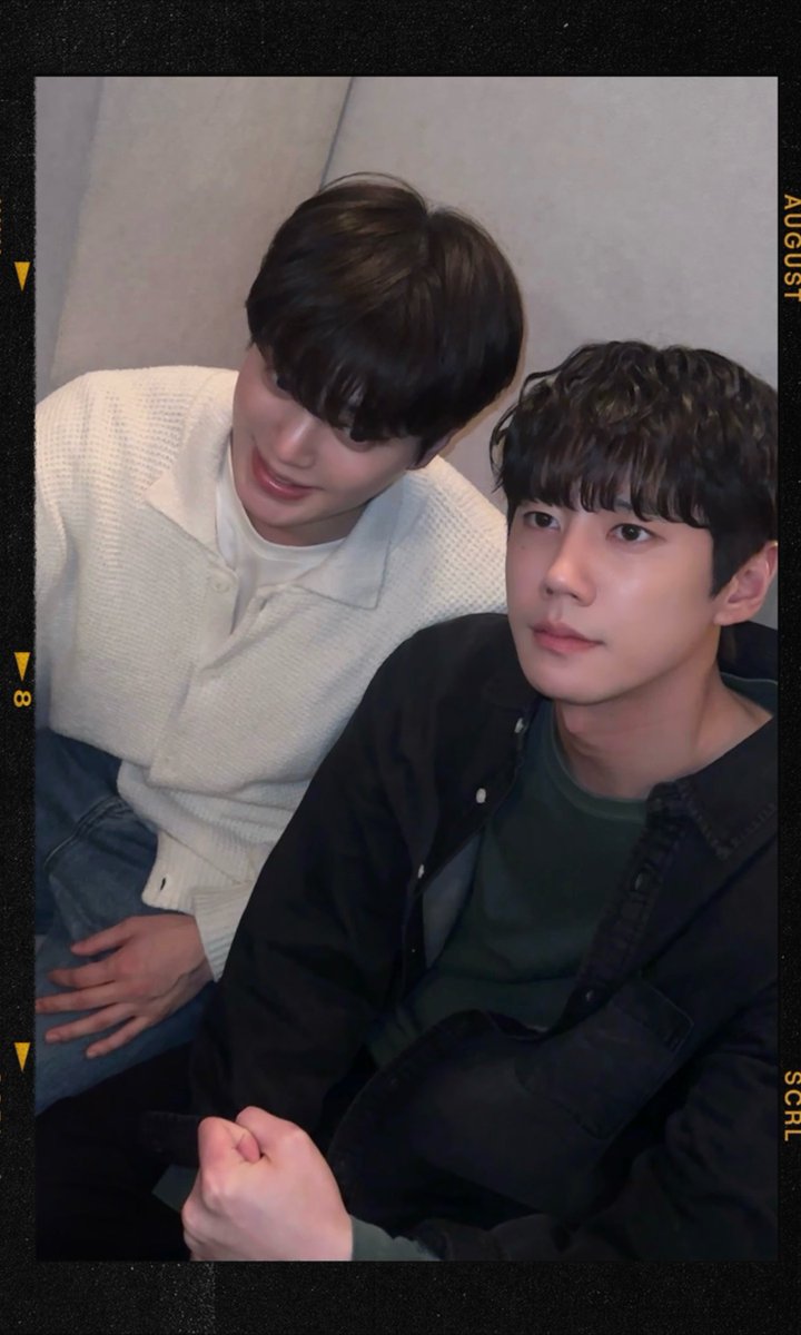 _Ljy260's tweet photo. 이정도면 베스트커플상 받아야함 https://t.co/mf8x2DRQQZ