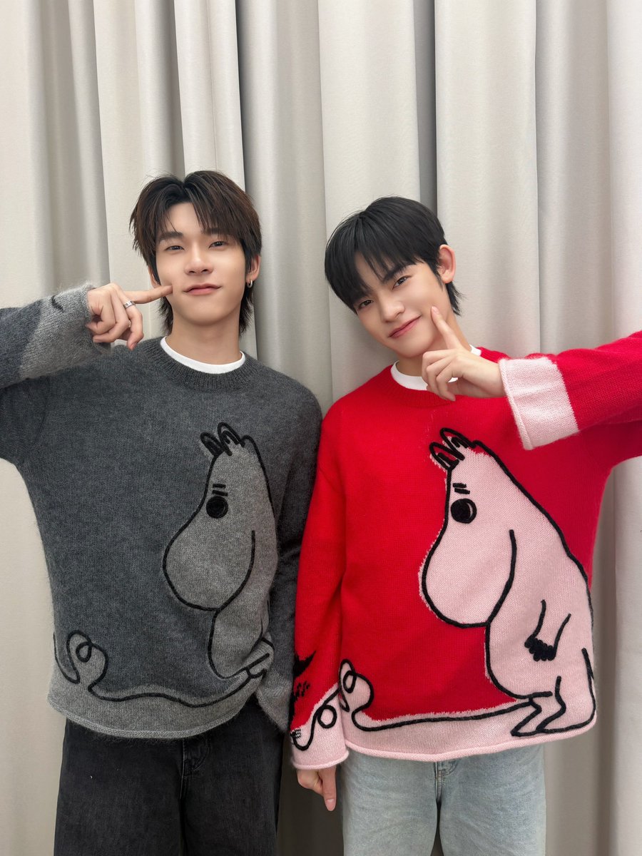 DomundiTV's tweet photo. พบกับ “ตี๋ตี๋” @twnpich และ “ป๋อ” @porsuppakarn ได้ใน 4PERCENT Live with TeeTeePor ✨

รับชม Live ได้ทาง
🔗 : https://t.co/tWSGCIkQPS

#4PERCENTxTeeTeePor https://t.co/eFREHfAh9e