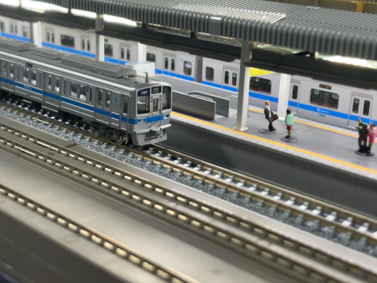 jw59453's tweet photo. #えびてつ 
本日のえびてつです。
直通列車でしたので、近鉄アーバンライナーや小田急の通勤車を出しました。 https://t.co/asQ3kbqbLi