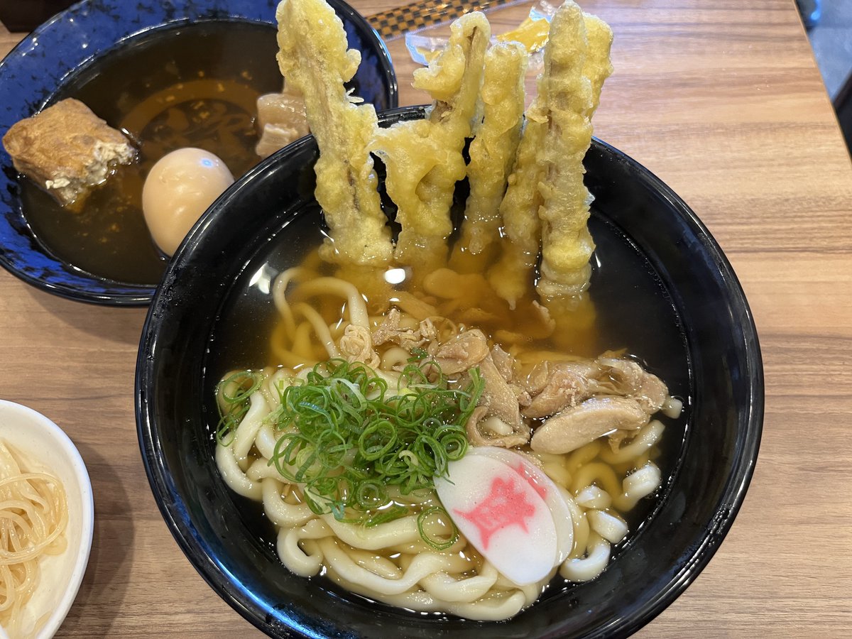 oinagoya's tweet photo. 熱田区のハワイアンカフェ
ラ・オハナ跡地に2027年1月中旬頃

資さんうどん がオープンするよ～✨️ https://t.co/PQb0JwZu9v