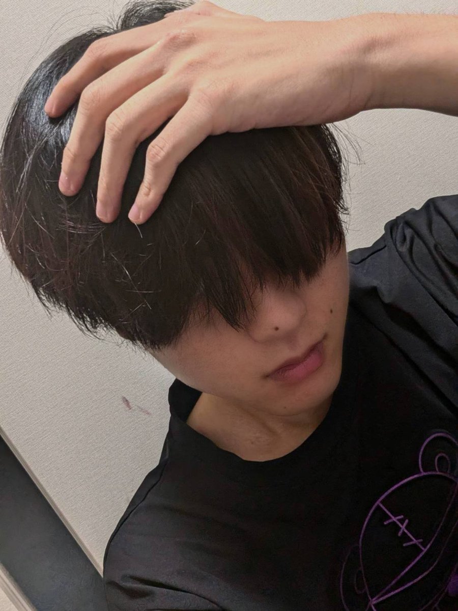 zo5zn's tweet photo. DMしたい人いないかなー https://t.co/EduHTuTHyS