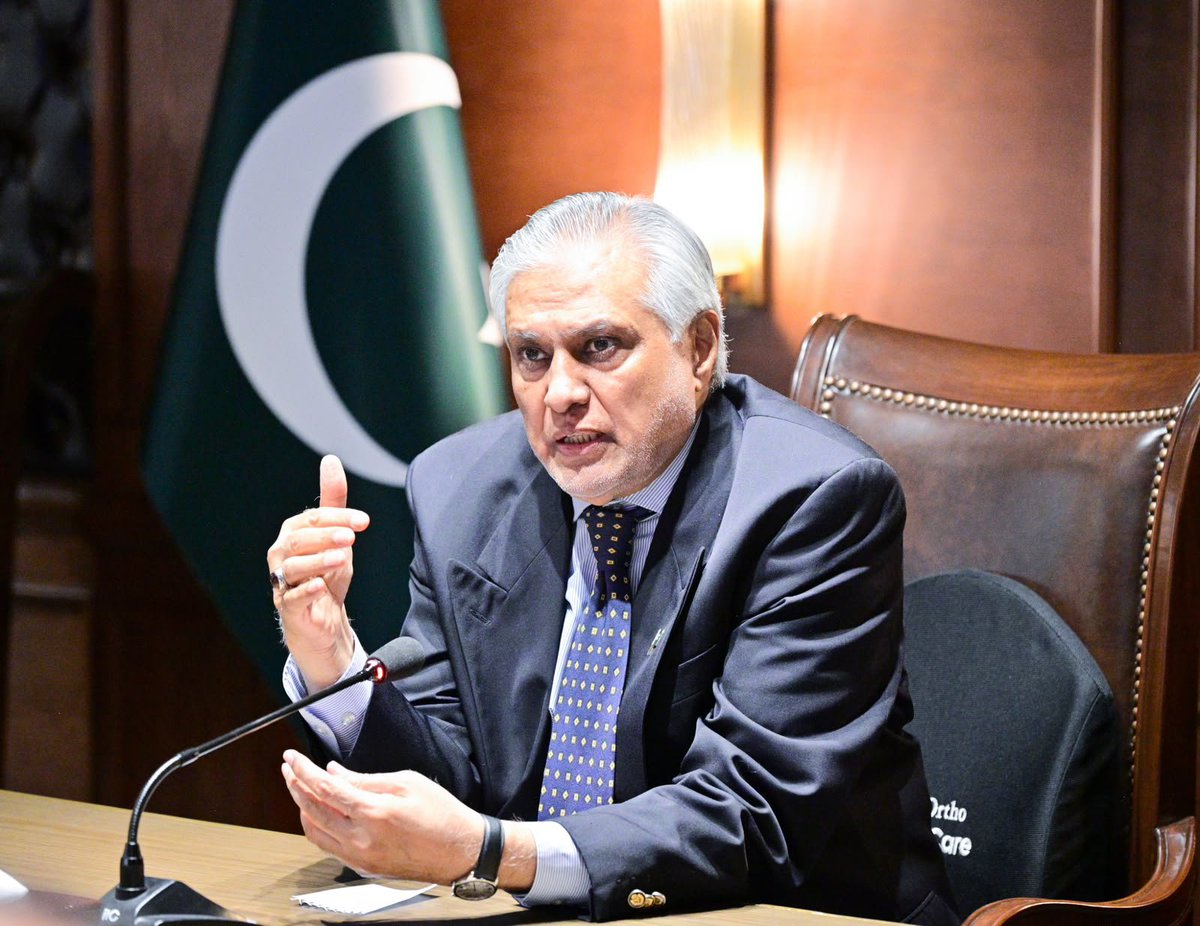 PakVSeries26's tweet photo. DPM Ishaq Dar chairs high-level meeting to review arrangements and ensure seamless coordination for Pakistan's hosting of the 2027 SCO Council of Heads of State Summit in Islamabad. 

#Pakistan #SCO2027 #IshaqDar #ForeignPolicy #IslamabadSummit https://t.co/c10XpfaRSm