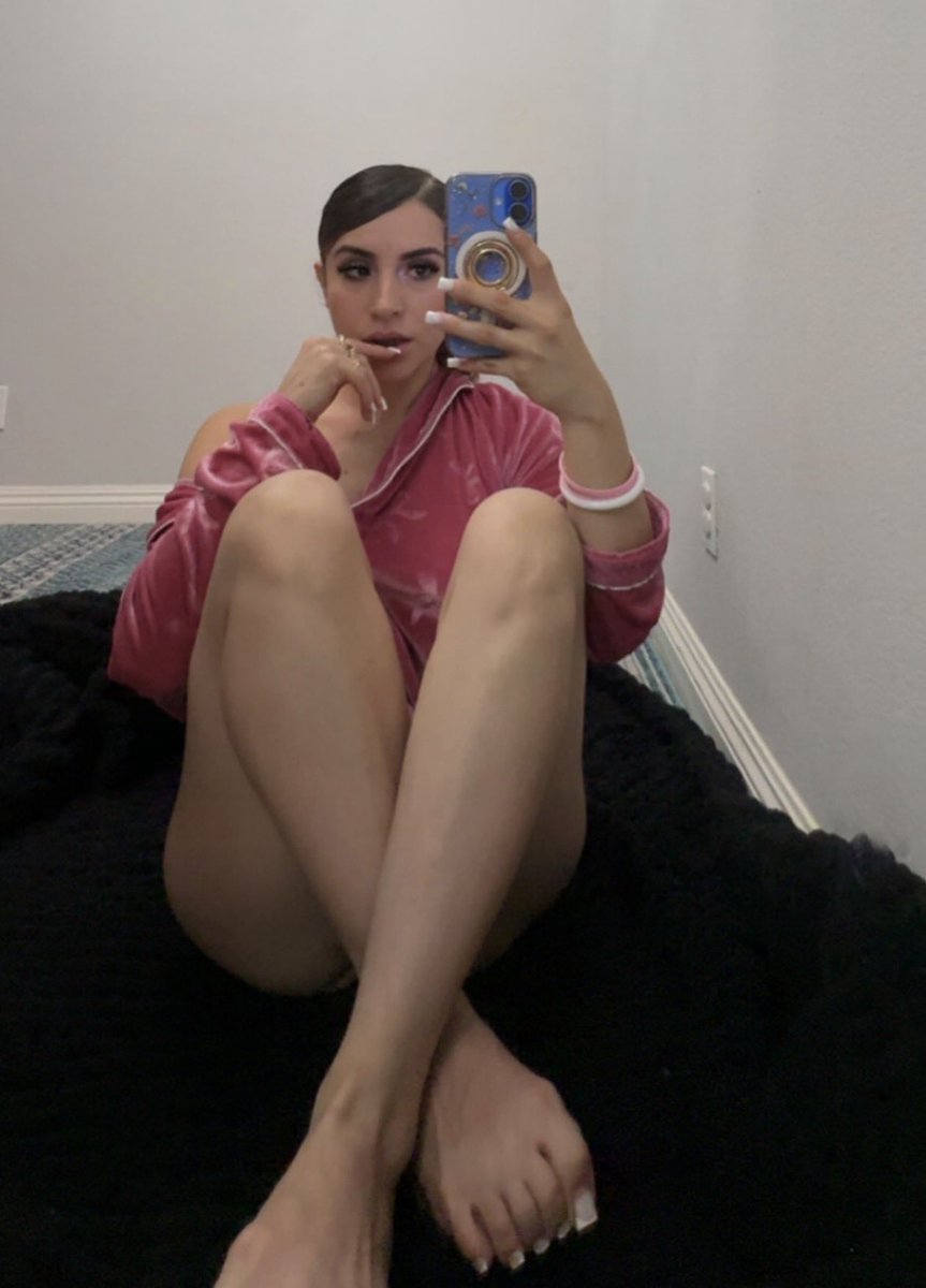 pixieylgl's tweet photo. Pretty in pink 💕 https://t.co/3dcZ396uTa