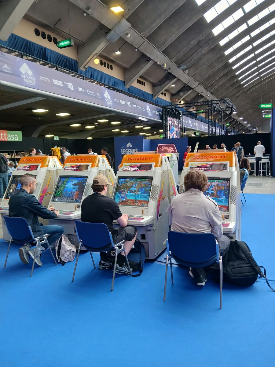 explorenca's tweet photo. 🎮 [EVO 2026] Nice entre dans l’arène !

C’est parti ! Du 9 au 11 octobre, la @VilledeNice  accueille l’@Evo 2026, le plus grand tournoi annuel de jeux vidéo de combat au monde, au Palais des Expositions. 
Une première en Europe pour cette compétition internationale qui rassemble les meilleurs joueurs et passionnés de jeux de combat.

Partenaire de l’événement, l’Office de Tourisme Métropolitain Nice Côte d’Azur est présent sur place avec un stand et des conseillers en séjour mobilisés pour faire découvrir aux participants la richesse et la diversité du territoire, entre littoral, villages perchés, patrimoine et montagne.

Une belle occasion de faire rayonner la destination auprès d’un public international et de montrer que Nice Côte d’Azur a bien plus d’un atout dans son jeu !

#ExploreNiceCotedAzur #Nice06 #CotedAzurFrance