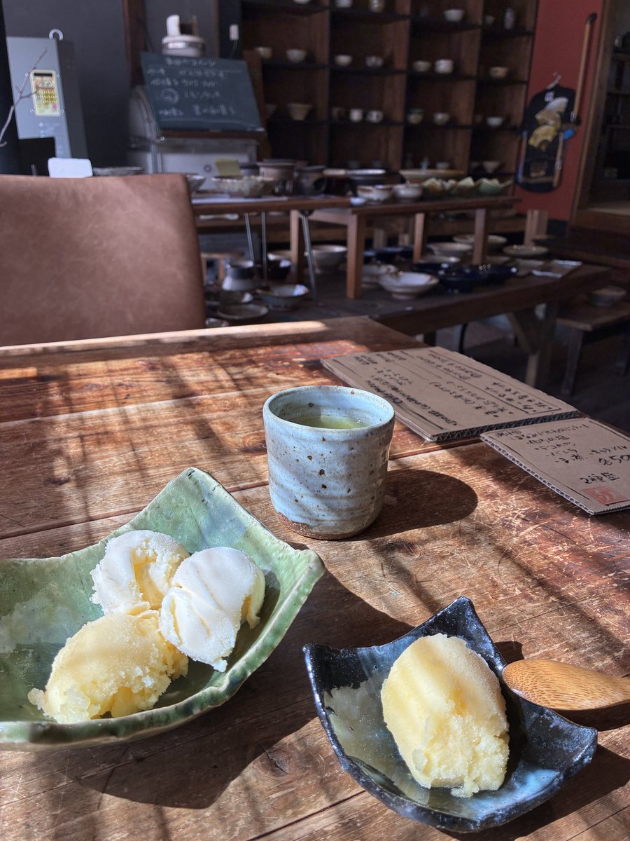 kiyoe__44's tweet photo. サンライズ瀬戸で早朝に高松駅に着き、そこから今治（愛媛）に移動して夕方に梅津寺（愛媛）に移動して、夜は高速バスで高松のホテルに戻るのはだいぶ詰め込んでいるけど大充実🫠😌本当に四国大好�� https://t.co/dLgLSblEtB