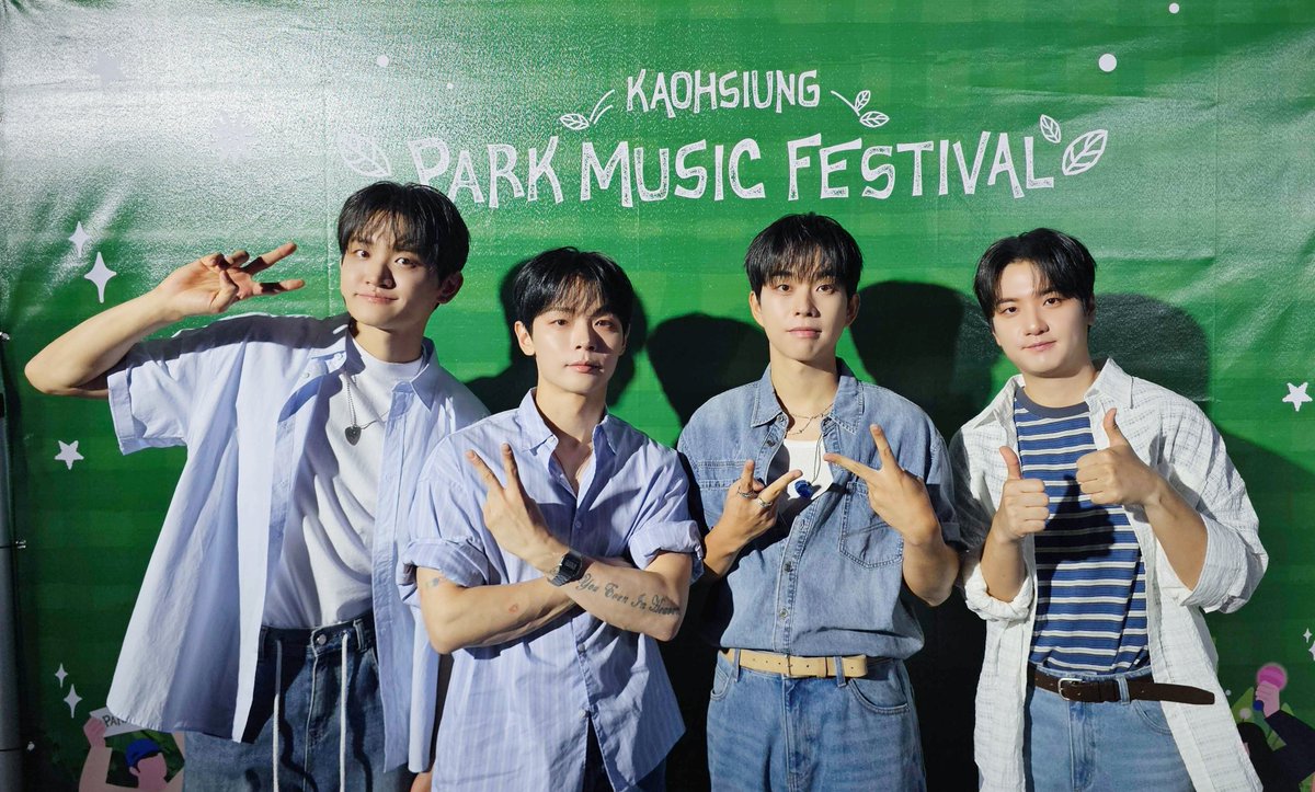 BANDLUCY_mystic's tweet photo. [#LUCY] 2026 Kaohsiung Park Music Festival

가오슝을 물들인 LUCY의 사운드 💙
국경을 넘어 하나 된 우리! 

#루시 #신예찬 #최상엽 #조원상 #신광일 https://t.co/MBRpaxsQrz