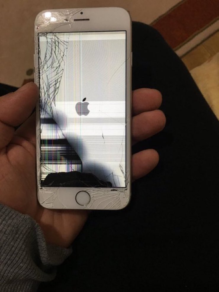 Kadirrsp's tweet photo. Değerli Reisim aylardır size ulaşmaya çalışıyorum sesimi duyurmaya çalışıyorum öğrenciyim yeni telefon alıcak durumumuz yok sınavlarım var dersler için program indirmem gerekiyor eğer sizinde rızanız olursa takdir sizindir saygılar ellerinizden öperim @sedat_peker REİSİMM https://t.co/P0rEqRSpz6