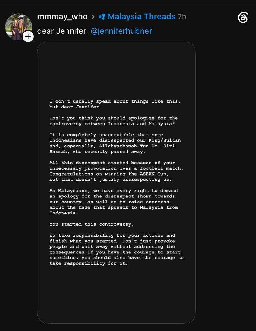 bbyrich14's tweet photo. playing victim bgtt, padahal dari awal mereka yg lebih dulu ngedit2 kamari bahkan ganti pake hewan yg gapantes, anak gasalah apa2 loh??? tbtb jennifer suruh minta maaf? mksd gue kek hehhh cuma gara2 jennifer disorot kamera dan dia post mukanya sndirii sama anaknya suruh minta maaf? kocakkkk