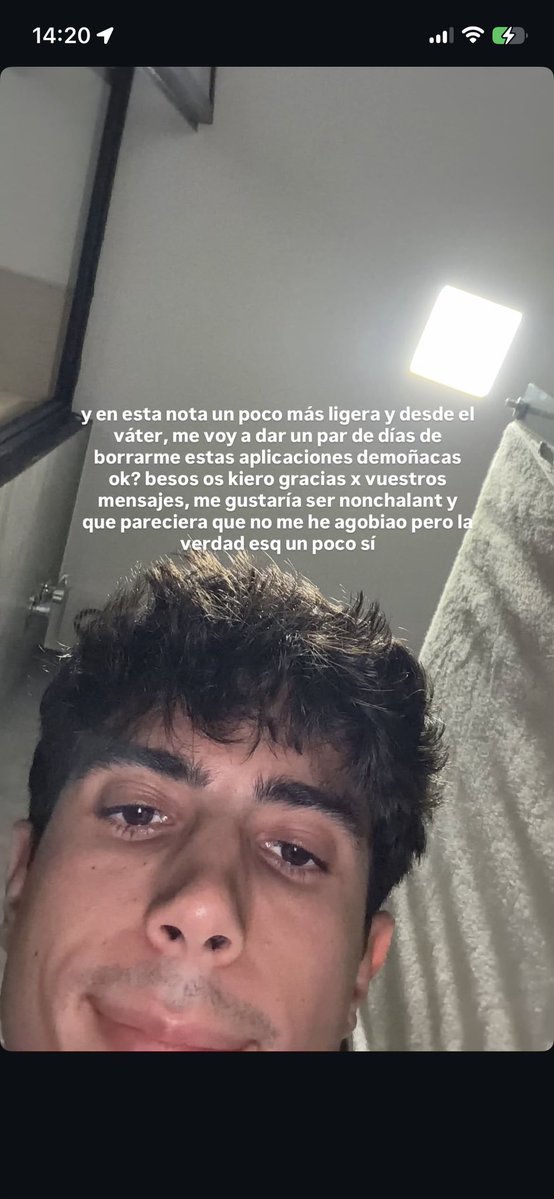 jesynelsonnnn's tweet photo. Tras publicar ayer que se iba a tomar dos días de detox, nuestro personaje favorito, alias Carlos Peguer, vuelve a la carga con un nuevo vídeo matizando las palabras de lo ya matizado ❤️. Cómo no quererlo… https://t.co/m7HvjfqL41