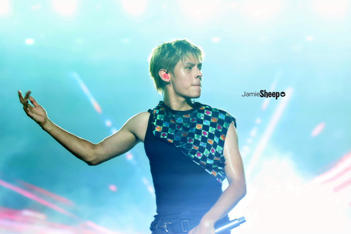 JamieSheep1014's tweet photo. 261009 F1

#제임스 #JAMES #赵雨凡 
#CORTIS #코르티스
#F1 https://t.co/46wvLbYRVX