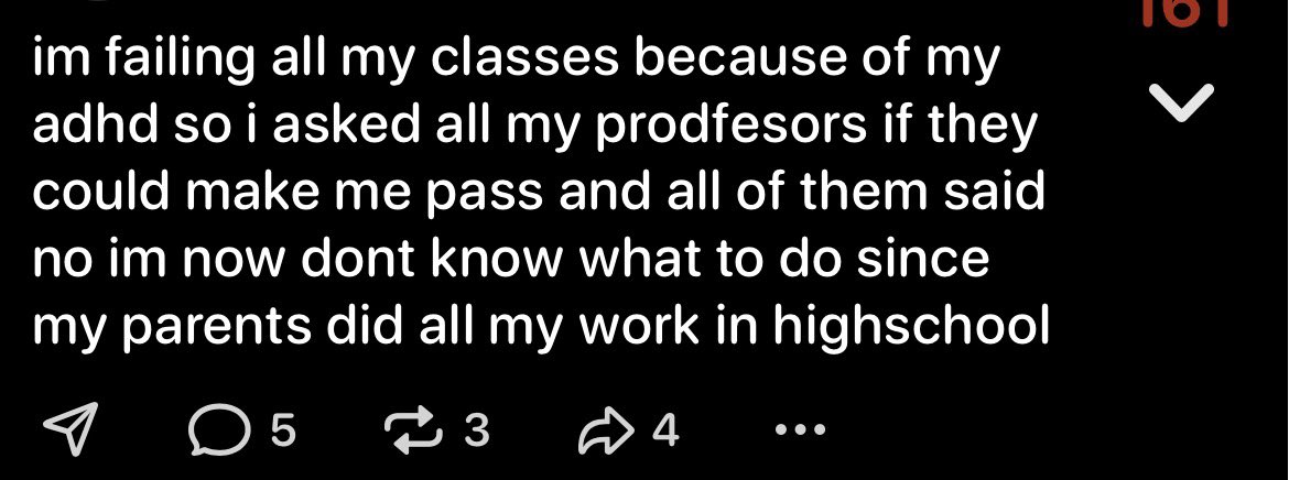 FreeRosedark's tweet photo. Reporting live from my college’s social media site: https://t.co/woP9C8sFG4