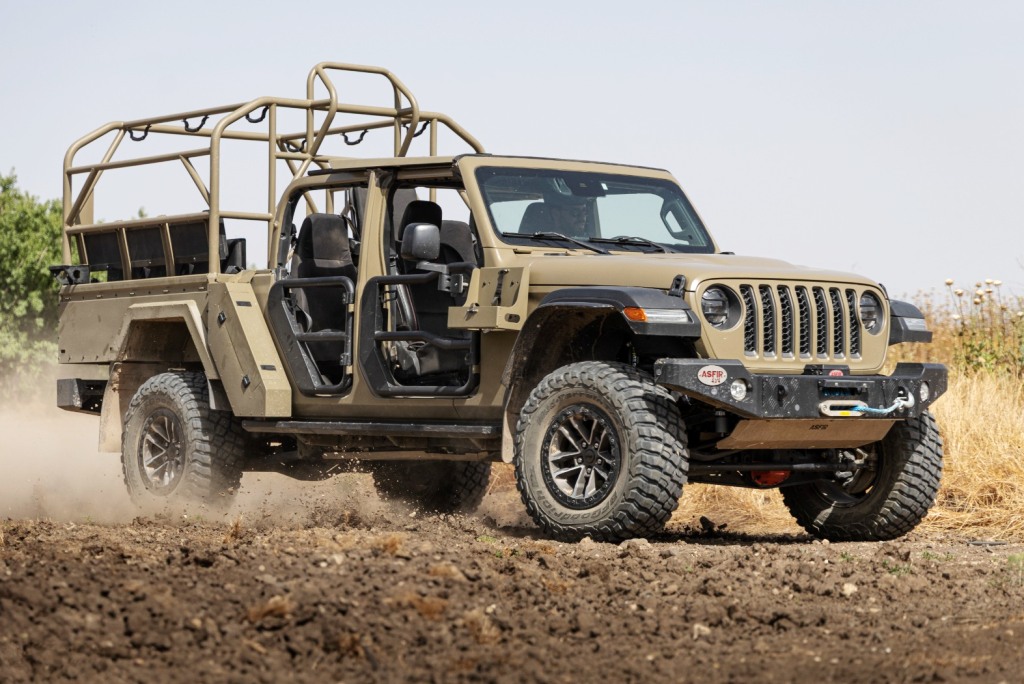 edrmagasine's tweet photo. Speed and agility to counter the FPV threat: Plasan unveils its Stormer 4×4 at AUSA
https://t.co/tAsEeXMG1V
#DefenseVehicle #USarmy #AUSA2026
@USArmy
@paolovalpolini
@Plasan_Int https://t.co/tANiuDK2KF