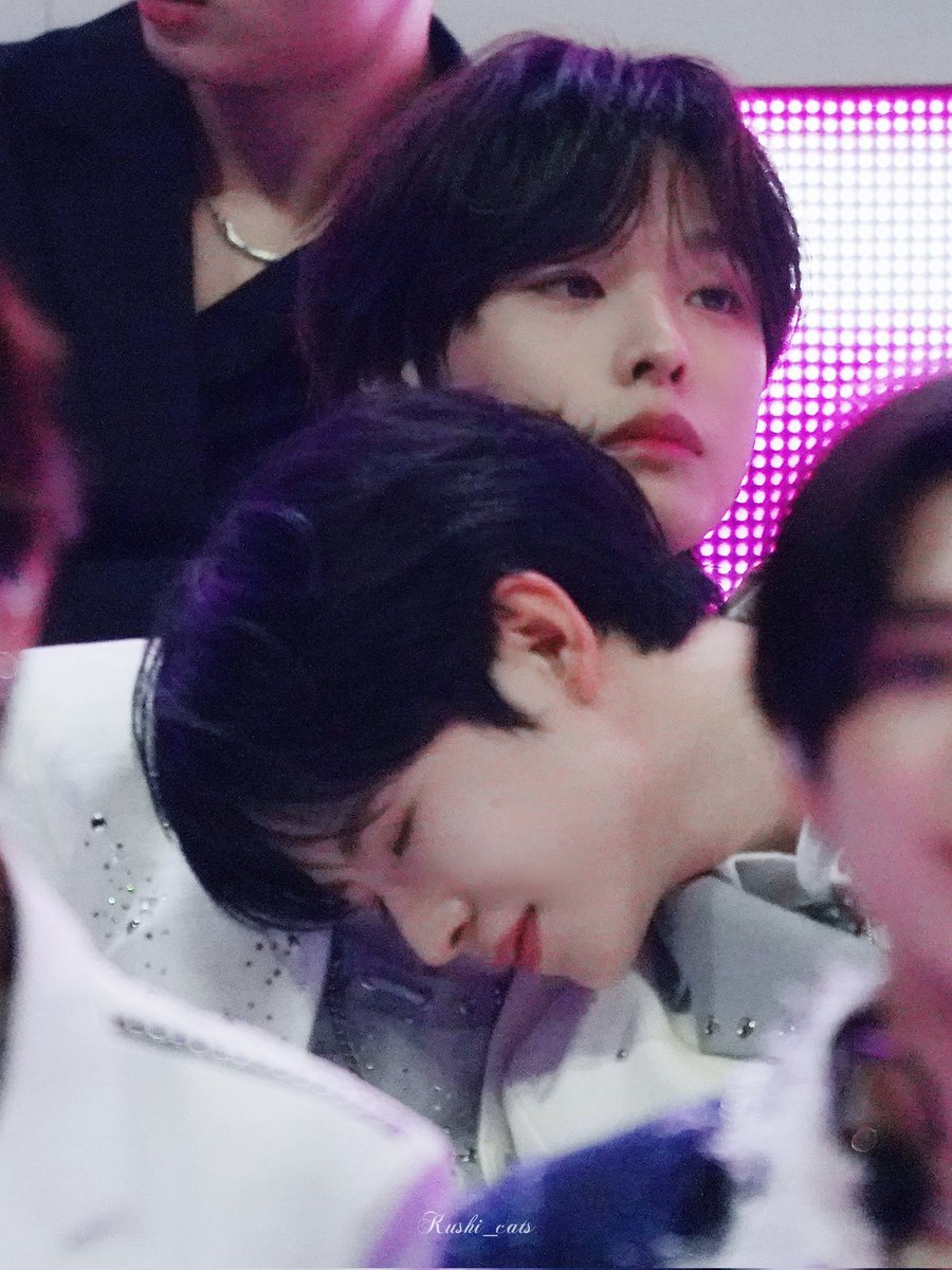 rikoun1y's tweet photo. 전설 https://t.co/1c7ZQ1FkhB