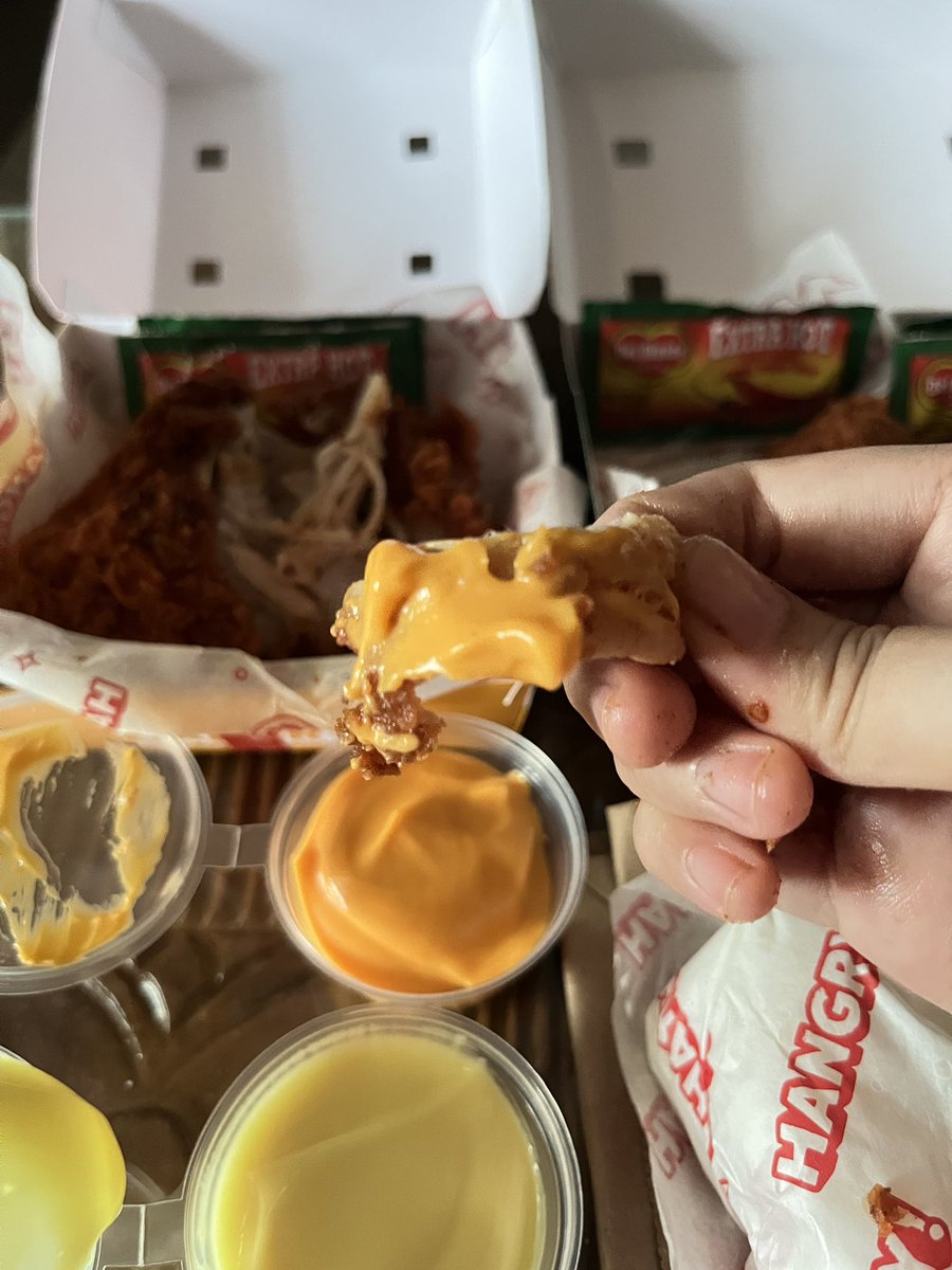 pweetynxi's tweet photo. TOP TIER Fried Chicken andalan gue UNO CHICKEN dari tahun lalu, apalagi ada yang spicy. Sebagai pecinta pedes nikmat banget si🤤❤️🔥

Spicy + Crispy + Juicy dicocol sausnya jadi makin mantep👏 https://t.co/zX5CpUfquF