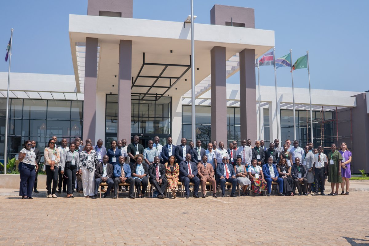 BetterThan_Cash's tweet photo. Digital wages are only half the story!

At the TAML &amp; Partners Conference in #Malawi, we’re celebrating progress and exploring how to build a stronger, more inclusive digital financial ecosystem for tea #workers and #farmers.

Encouraging results, and just the beginning! https://t.co/H7W5zsLwnE