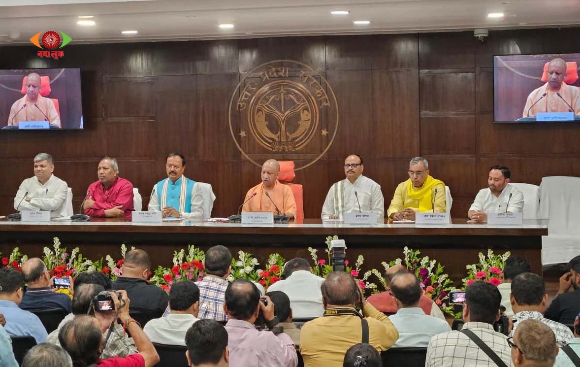 NayaLook's tweet photo. प्रदेश के किसानों को मोटे अनाज का न्यूनतम समर्थन मूल्य दिलाने के लिए योगी सरकार ने खरीफ विपणन वर्ष 2026-27 की क्रय नीति तय कर दी है।
#UPFarmers #YogiGovernment #UPCabinet #MSP2026 #BajraMSP #MaizeProcurement #JowarMSP #MilletProcurement #FarmersNews
https://t.co/DVNNKuBFbu https://t.co/whpNG9bIFx