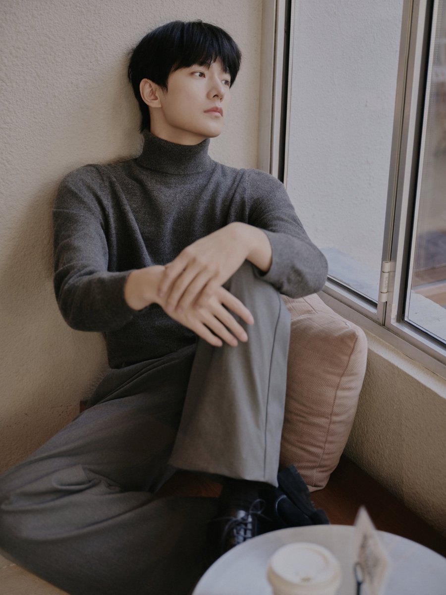 yangyang_tweets's tweet photo. #YangYang’s team weibo update for 9th of the month with new snaps 🎞️ 

#YangYang杨洋 #杨洋 https://t.co/hkTuP9I1j8