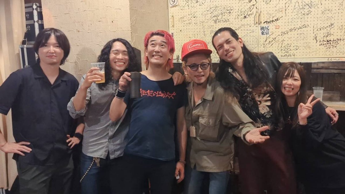 Shiko_Gokufumi's tweet photo. 昨日はコータさん生誕祭でした！！
これが最後のサポートになるのかと思うのとなかなか寂しい気持ちになりますね…
大変お世話になりました🙇

次回は10/11！！
ケイタさん生誕祭！！ https://t.co/A1WAvlr2XE