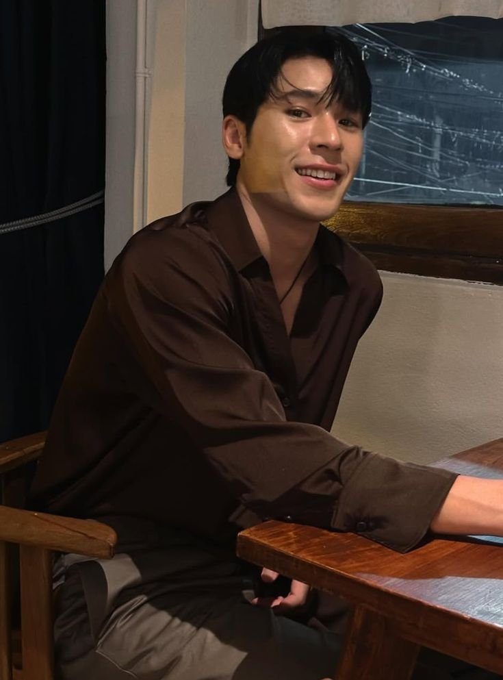 enlqblue's tweet photo. โคตรชอบสีนำ้ตาลเลยว่ะพวกนาย https://t.co/qppISoq1p1