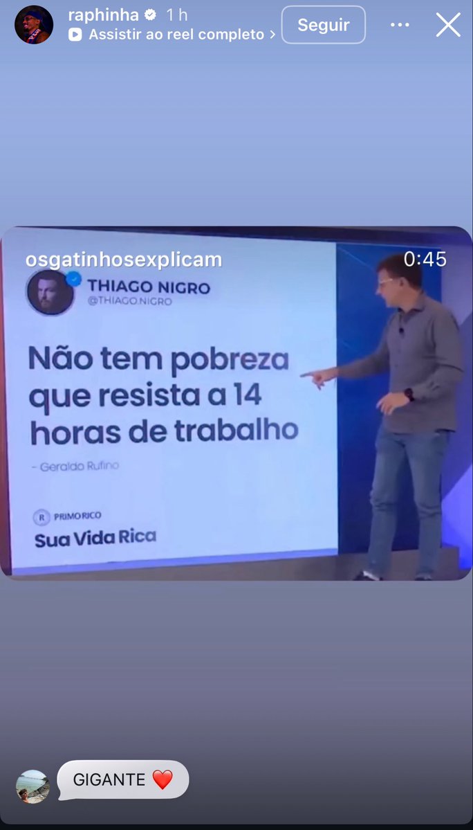 vaidesmaiar's tweet photo. RAPHINHA VOANDO NO BARCELONA E DEIXANDO SEU POSICIONAMENTO CLARO! Dá vontade né Vini Jr? https://t.co/155en3NcrA