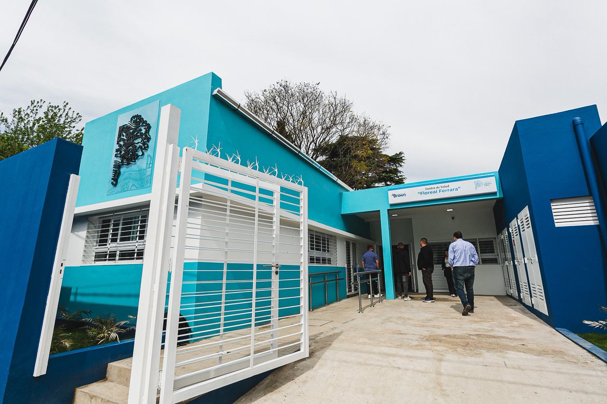 JuanoFabiani's tweet photo. Con esta nueva infraestructura seguimos fortaleciendo nuestra red de 33 Centros de Atención Primaria de la Salud, acercando servicios de calidad a nuestros barrios y garantizando el acceso a la salud pública para todos nuestros vecinos y vecinas. https://t.co/zKX8pVWqEd