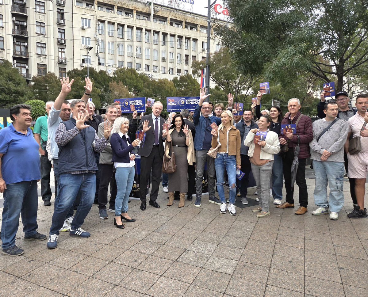 SlobodaIPravda's tweet photo. Terazije 09.10. 

🇷🇸🇪🇺Evropska Srbija. I tačka. https://t.co/RqlEdjMVFT