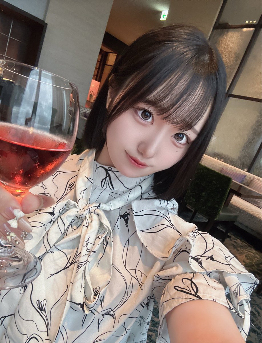 YUI_tss_'s tweet photo. ちょっとばたばたしてて久々の浮上だ！(՞ ܸ.ˬ. ܸ՞)💛さみしかった？

久しぶりにゆいとお話しよ〜💭🎀
リプまってる👶🏻♪

⬇️美味しかった桃の紅茶とオフの日ゆいちゃん🍑 https://t.co/SG70gFyp4W