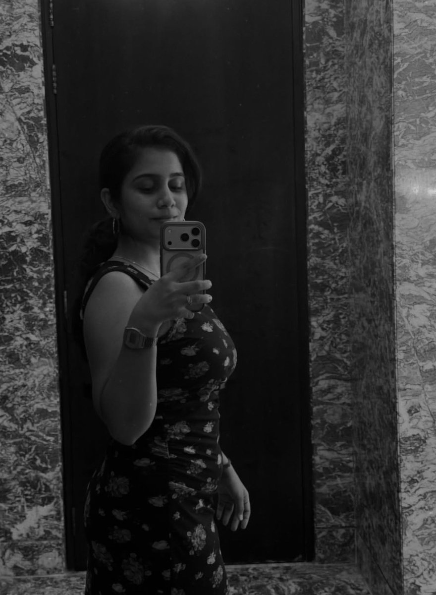 Janani_Venkat_X's tweet photo. Rose tinted evenings 🌹

Thread 🧵 https://t.co/raJFz6mCwU