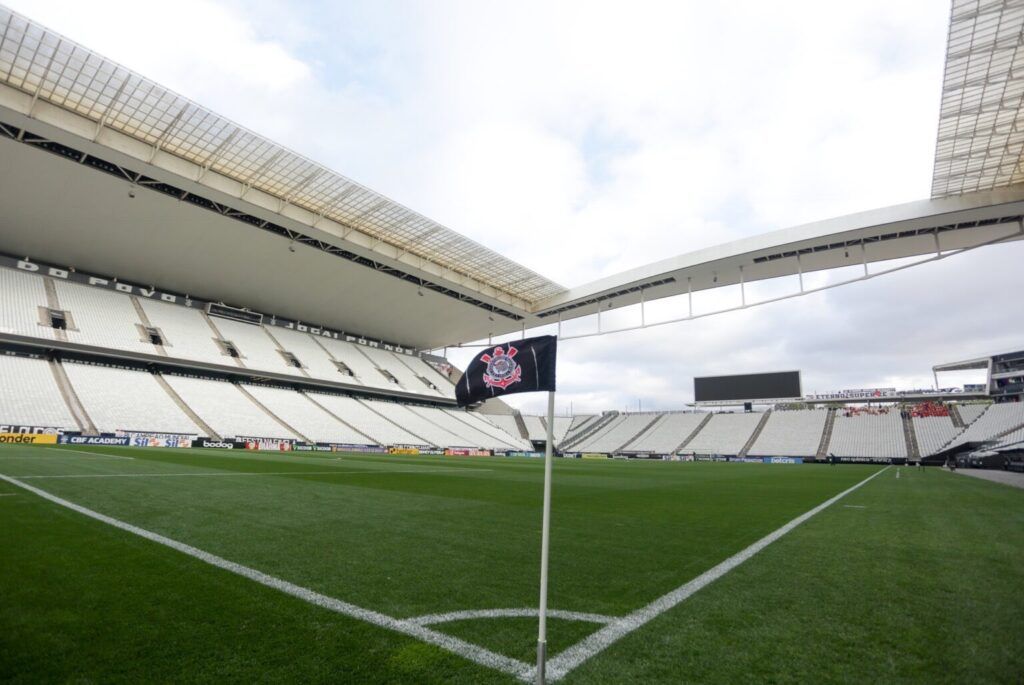 siteSportsJa's tweet photo. Corinthians negocia com a Caixa para reestruturar dívida da Neo Química Arena, com possível transferência dos naming rights em troca da quitação da dívida de R$ 642 milhões.

🗞️ @ESPNBrasil
📸 Rodrigo Coca/SCCP https://t.co/gSBDrzeocE