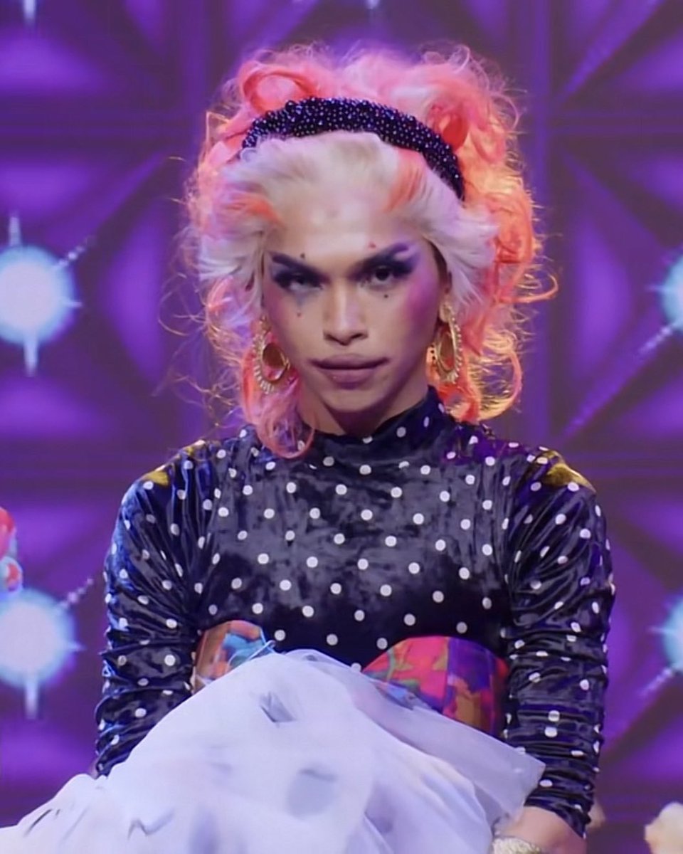 jax8700jr's tweet photo. Are you guys sure you wanted to give them the first elimination of the season??? like.. final answer??? #DragRacePH https://t.co/ktkm0mPCiz