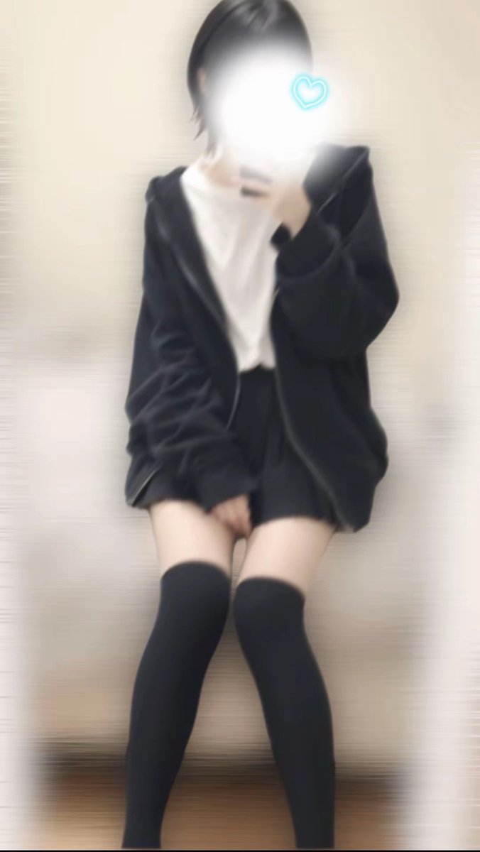 3k4n_3's tweet photo. 可愛くなりたいただの男子高校生です

手で口元隠すくせ辞めたいね

 #男の娘
 #女装
#自撮り界隈 https://t.co/HycKzPA1jR