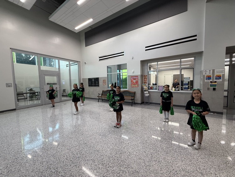 CISDDeZavala's tweet photo. Our Dragon Cheerleaders brought the energy and smiles this morning! Encouraging our students to make it a great Friday! π£ππ https://t.co/RH8k525afL
