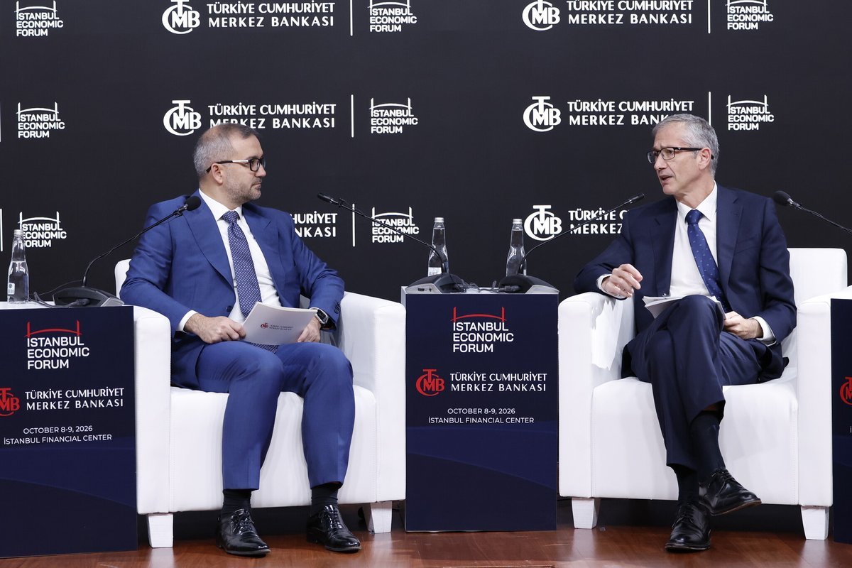 BIS_org's tweet photo. At the Istanbul Economic Forum, BIS General Manager Pablo Hernández de Cos discussed how central banks are adapting to heightened global uncertainty in the pursuit of price stability and financial stability. https://t.co/RHsCjOwkb8