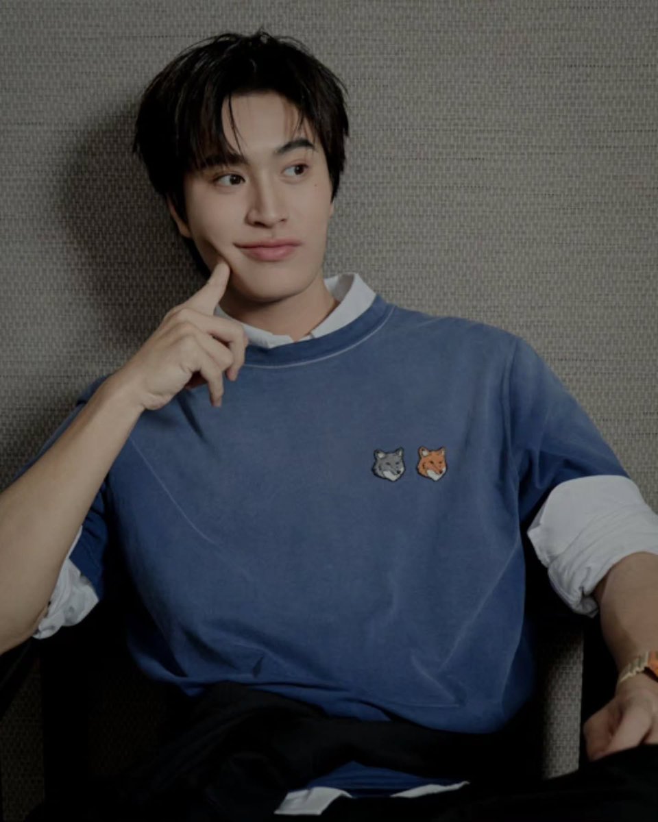 gem4thteas_ph's tweet photo. ♊️ IG’s Update: gemini_nt (1)
Double Fox. One style. @ maisonkitsune 🦊🦊
#KitsunePeople #GeminiNorawit
#WhatisyourDoubleFoxEnergy
#MaisonKitsune #MaisonKitsuneTH #DoubleFoxHead
#Gemini_NT #เจมีไนน์ https://t.co/NK9gG3KNkI