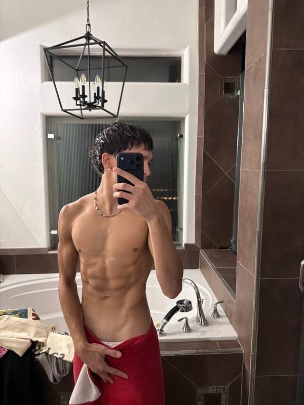 CuteBoysInTheW's tweet photo. https://t.co/u2Zpa943SS