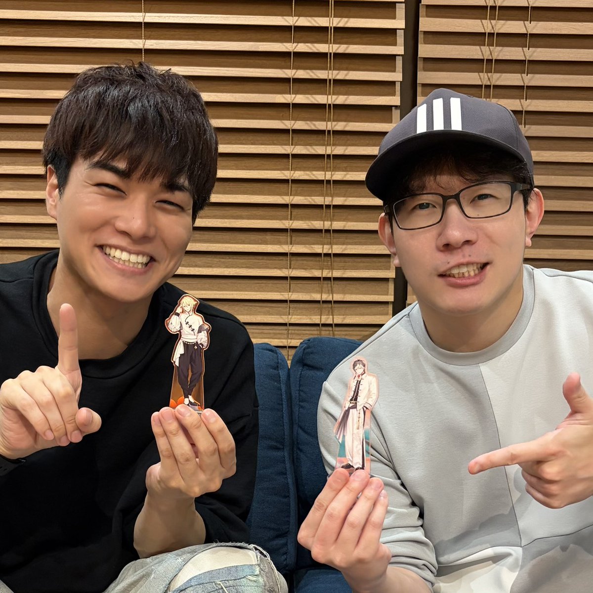 Bpro_info's tweet photo. 【RADIO】
B-PROJECTラジオ『ガンダーラBB＋』
10/9の放送は豊永さん、八代さんの2名でお送りしました！

Memorial Album発売記念ということで
皆さまからのふつおたと、新曲5曲をお届けしました🎶

1週間無料のアーカイブで何度でもご視聴ください📻
https://t.co/LGlw3nvwS8

#Bプロ https://t.co/khQwuVpPhC