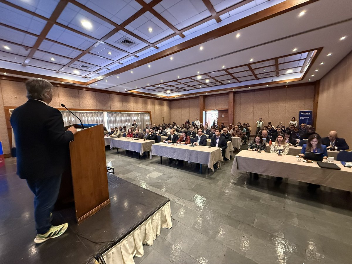 CORECoquimbo's tweet photo. 💧🌱 Expo AGRYD En Terreno promueve la innovación para una gestión más eficiente del agua

Empresas, autoridades y productores campesinos se reunieron en esta jornada para conocer nuevas tecnologías e innovaciones orientadas a una gestión hídrica más eficiente y sostenible. https://t.co/rDrs3AsIjJ