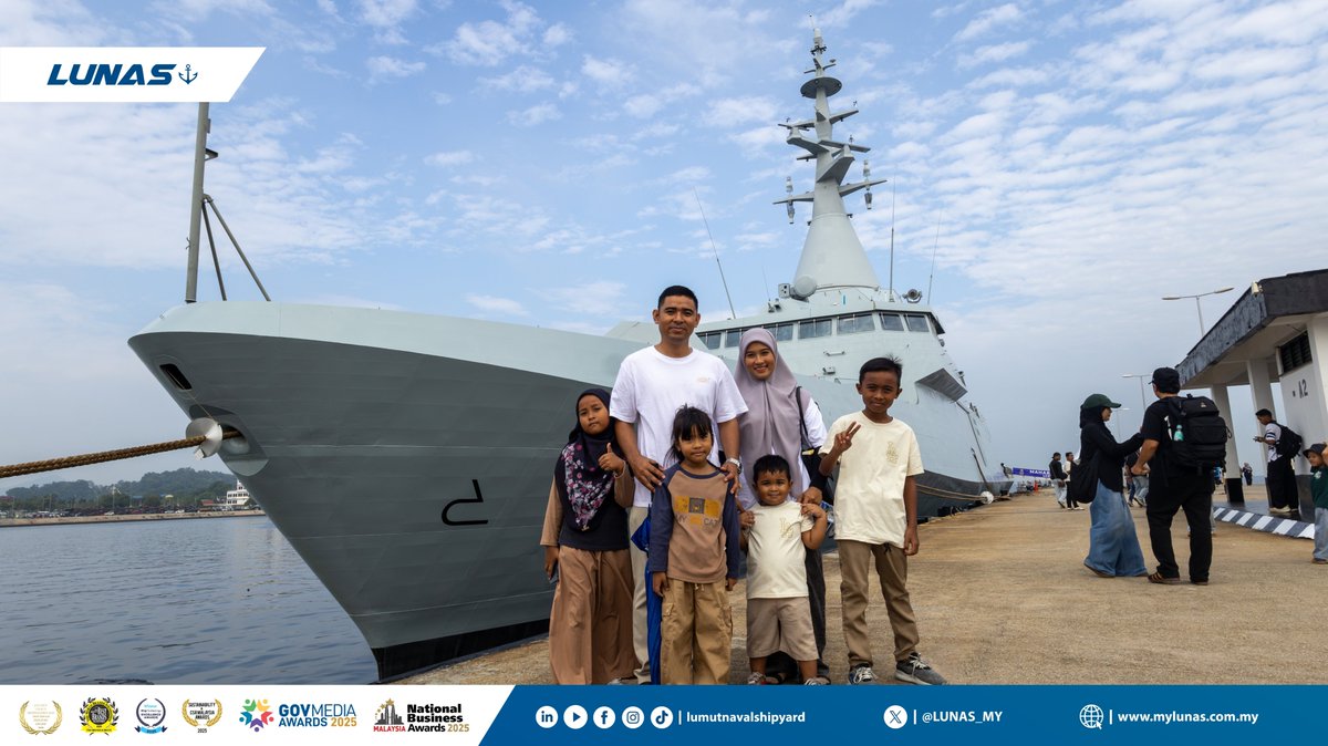 aag_th's tweet photo. 🇲🇾🇫🇷⚓️AAG_th บันทึกประจำวัน: การส่งมอบเรือฟริเกต #LCS ลำแรก KD Maharaja Lela มาเลเซียถูกเลื่อนเป็นเดือนเมษายน 2027
https://t.co/MA7g0DJC0q
#Malaysia #Navy @tldm_rasmi #RMN @MINDEFMalaysia @LUNAS_MY #LCS1 #France @navalgroup #Frigate #Warship https://t.co/Sk1oR3mBqD