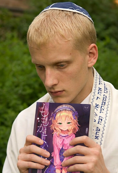 profchise's tweet photo. כומר הציע לי את "הספר הזה".
הספר הזה עזר לי להפוך ליהודי טוב יותר, פתח בפניי את עולם הרוחניות וחשף לי עומקים שלא הכרתי קודם. הוא תופס בצורה מושלמת את מהות התורה – את הנשמה, את הלב ואת הדרך. https://t.co/lXfQlsLIv7
