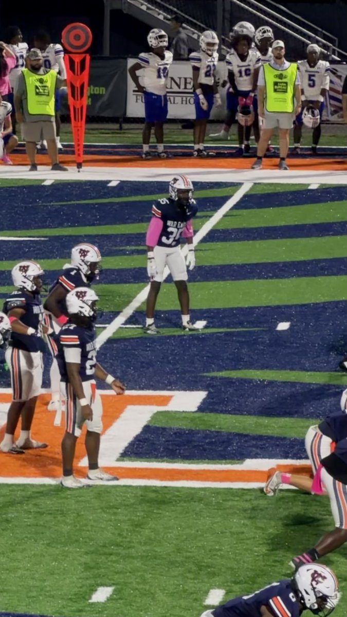 valued_sports's tweet photo. View Kadarius Moore's scouting report · Football · CB.
https://t.co/TIkYn2So5x https://t.co/Gsht0c9bqt