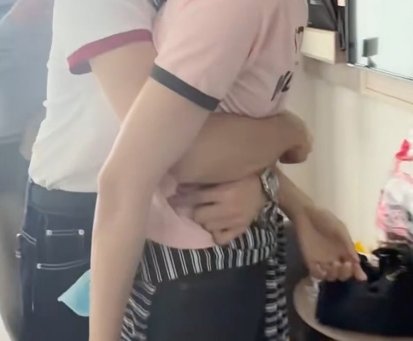daisylyys's tweet photo. เงียบ ๆๆๆๆๆๆๆๆๆ https://t.co/QM1y6oh5dC