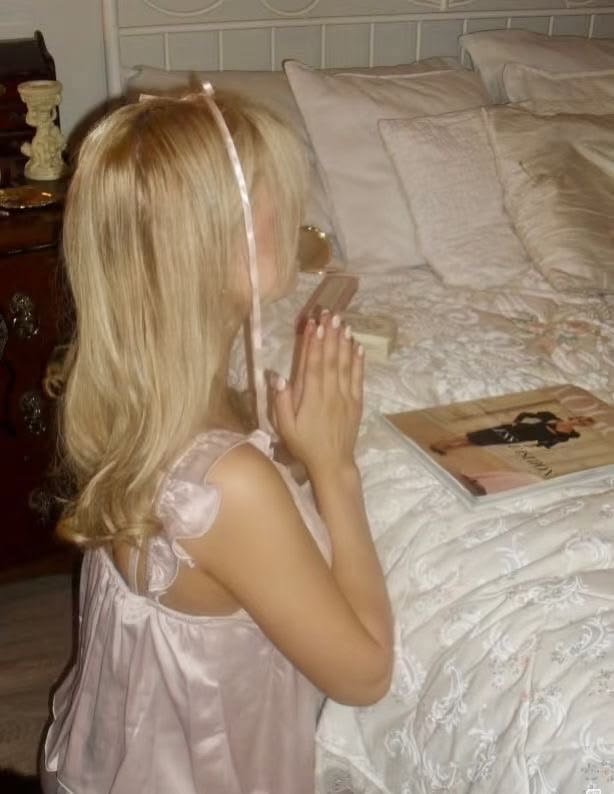 Mari0101mari's tweet photo. 🕯️bmi 14 at January 1st🕯️

🕯️bmi 14 at January 1st🕯️

🕯️bmi 14 at January 1st🕯️

🕯️bmi 14 at January 1st🕯️ https://t.co/wQLDSDUrBS