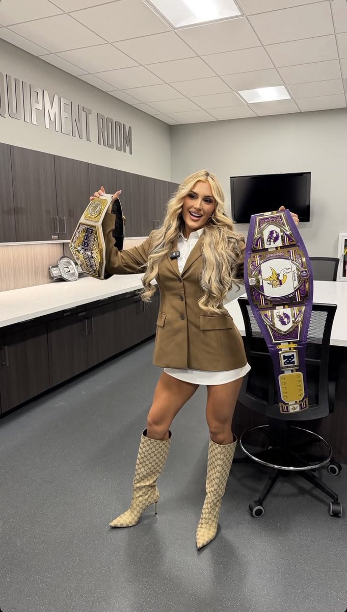 TIFFANYSTR3c12's tweet photo. WWE Universe, are you ready to make unforgettable memories with me? New Orleans is calling, and I want YOU to be part of the excitement! If you're a true supporter, don't just watch from home when you could be part of the experience. VIP tickets are your chance to make this https://t.co/Ll8cPT5MoJ