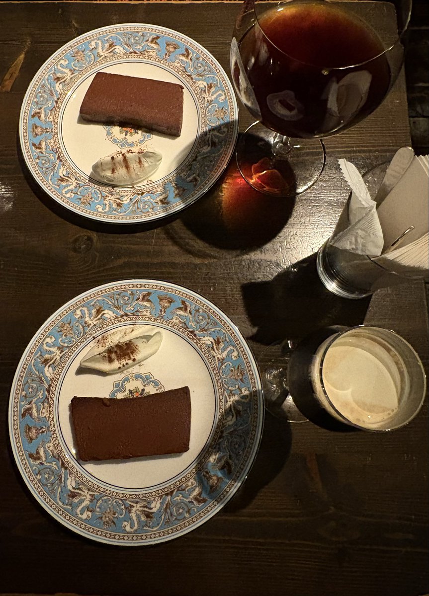 pqr78's tweet photo. ワイングラスでコーヒーを嗜めます https://t.co/CiNAOj7TBL