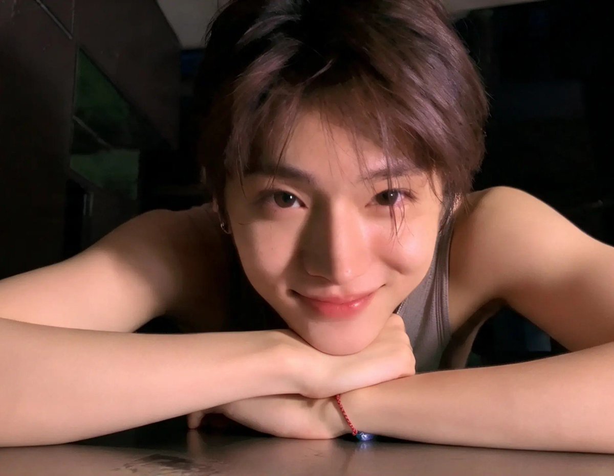 aebywon's tweet photo. My weakness…. https://t.co/YiUwhCL0a3