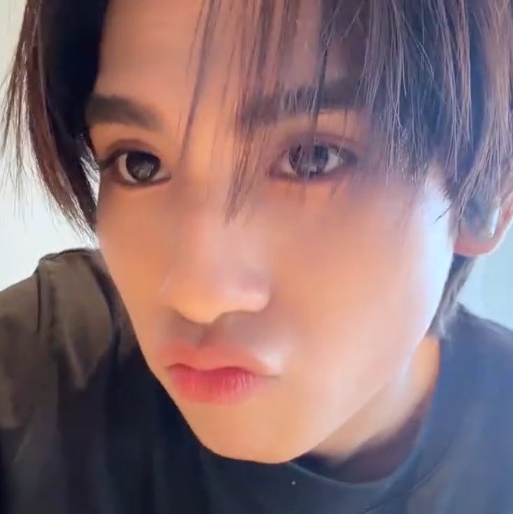 causeoftae_'s tweet photo. อ๊บอ๊บกับอุ้ดอุ้ด🐸🐽 https://t.co/aixIqVC4he