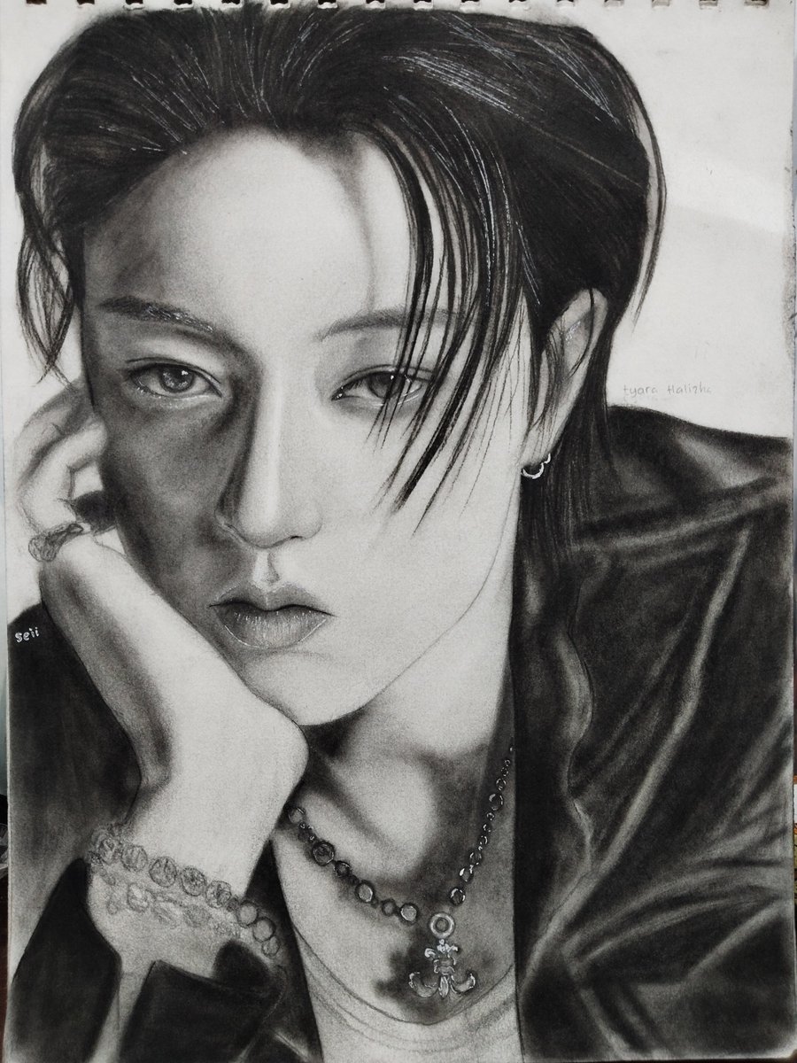 sei_arTyara's tweet photo. perjuangan banget gambar Haruto 🥺😣

btww, aku belajar gambar realism dari tahun 2020 yachh sekitar umur 14 tahunan 🙈💃🏻

#fanart
#haruto
#treasure 💗💗 https://t.co/iTXj2oOckh